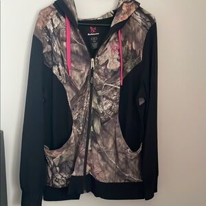 Realtree Brown and Black Utility Jacket with Camouflage Design